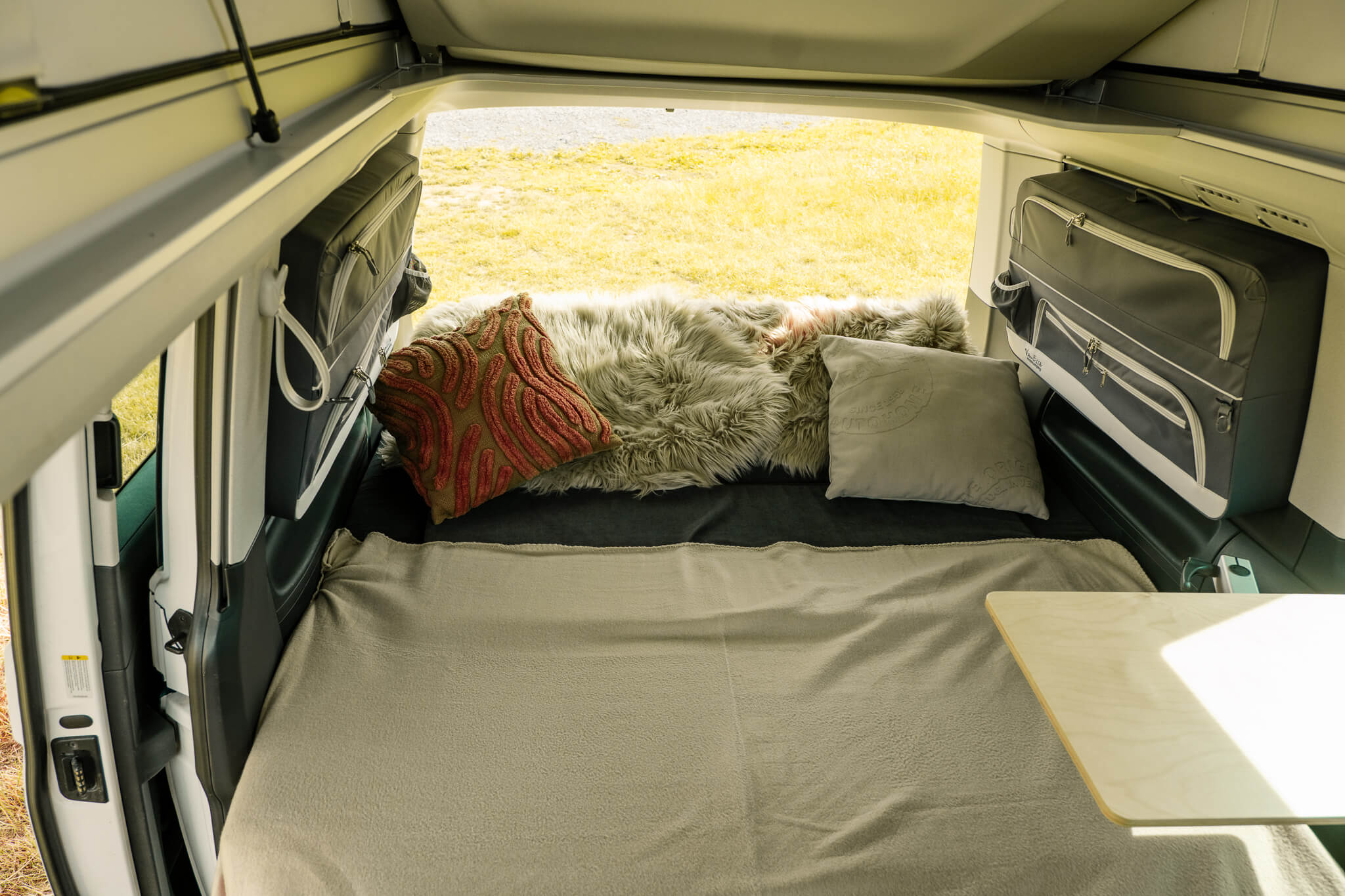 Bett in der CampBoks Edition